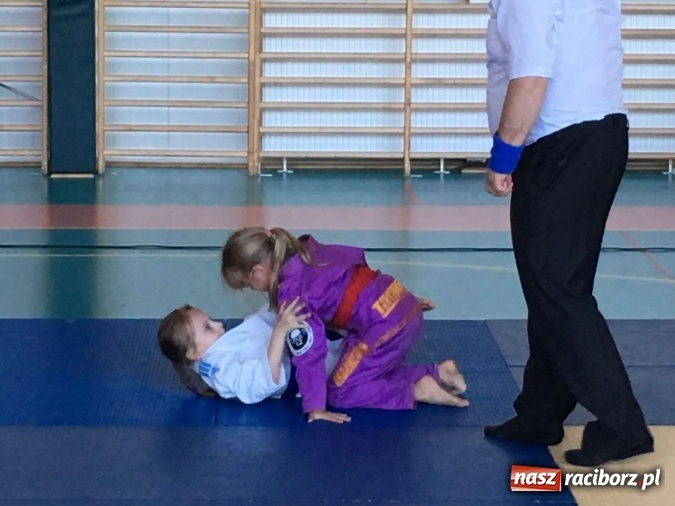 Zdjęcie w galerii na portalu naszraciborz.pl: Łamatorzy z Raciborza na rybnickich matach  wiadomości z regionu