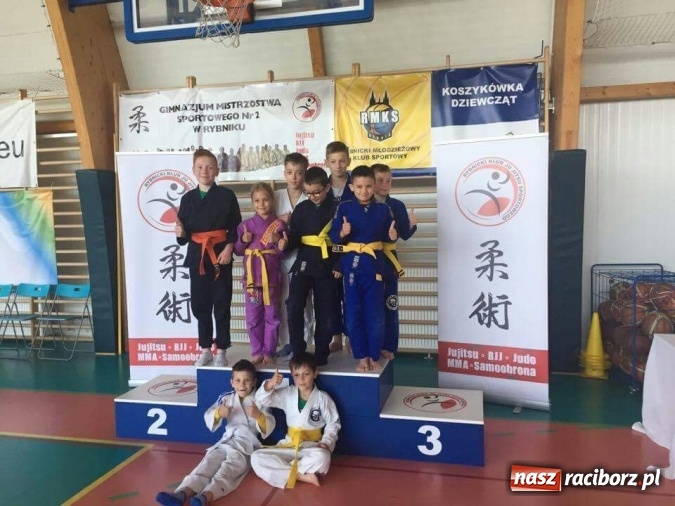 Zdjęcie w galerii na portalu naszraciborz.pl: Łamatorzy z Raciborza na rybnickich matach  wiadomości z regionu