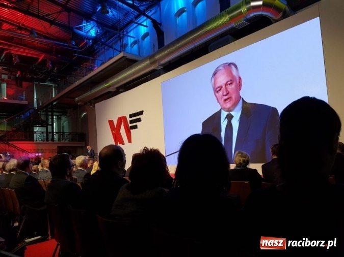 Zdjęcie w galerii na portalu naszraciborz.pl: JM Rektor PWSZ w Raciborzu na konferencji poprzedzającej Narodowy Kongres Nauki  wiadomości z regionu