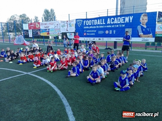 Zdjęcie w galerii na portalu naszraciborz.pl: Młodzi piłkarze Tworkowa na turnieju Zawiercie Cup 2017 wiadomości z regionu