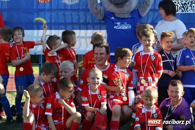 Zdjęcie w galerii na portalu naszraciborz.pl: Młodzi piłkarze Tworkowa na turnieju Zawiercie Cup 2017 wiadomości z regionu