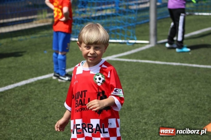 Zdjęcie w galerii na portalu naszraciborz.pl: Młodzi piłkarze Tworkowa na turnieju Zawiercie Cup 2017 wiadomości z regionu