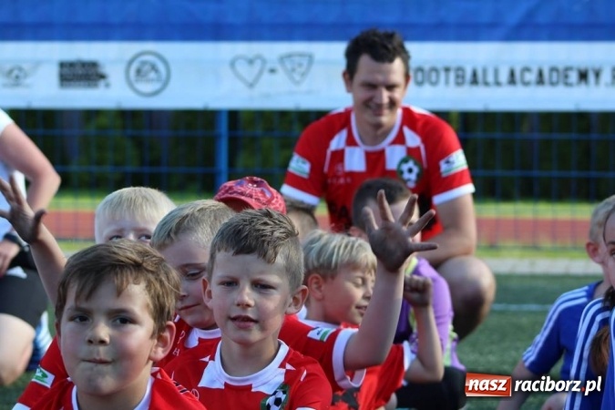 Zdjęcie w galerii na portalu naszraciborz.pl: Młodzi piłkarze Tworkowa na turnieju Zawiercie Cup 2017 wiadomości z regionu