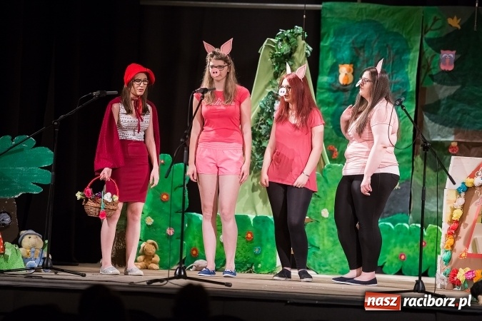 Zdjęcie w galerii na portalu naszraciborz.pl: VIII edycja obchodów Dnia Dziecka w Domu Kultury Strzecha wiadomości z regionu