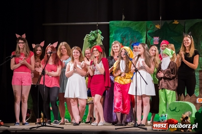 Zdjęcie w galerii na portalu naszraciborz.pl: VIII edycja obchodów Dnia Dziecka w Domu Kultury Strzecha wiadomości z regionu