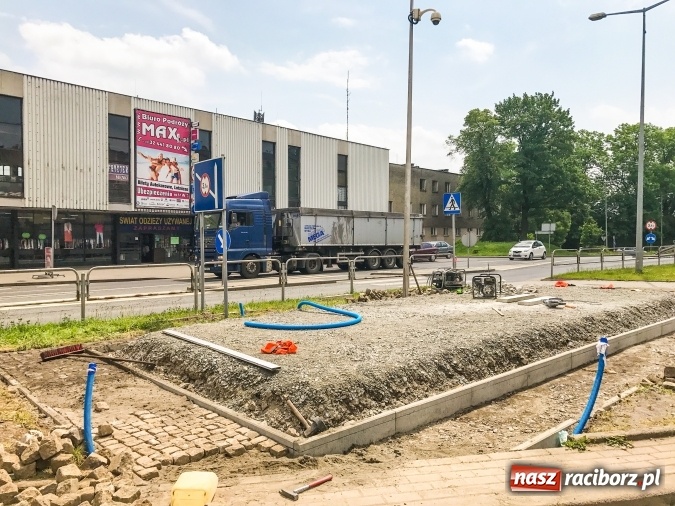 Zdjęcie w galerii na portalu naszraciborz.pl: Tw53 Halinka wraca na Dni Raciborza przed dworzec. Zobacz, jak dziś wygląda wiadomości z regionu