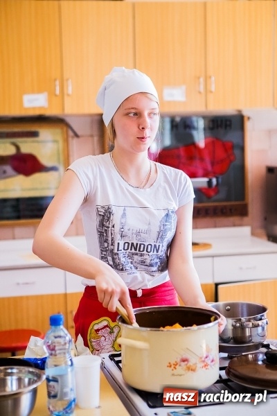 Zdjęcie w galerii na portalu naszraciborz.pl: Kulinarne podróże po Europie w CKZiU nr 1 w Raciborzu wiadomości z regionu