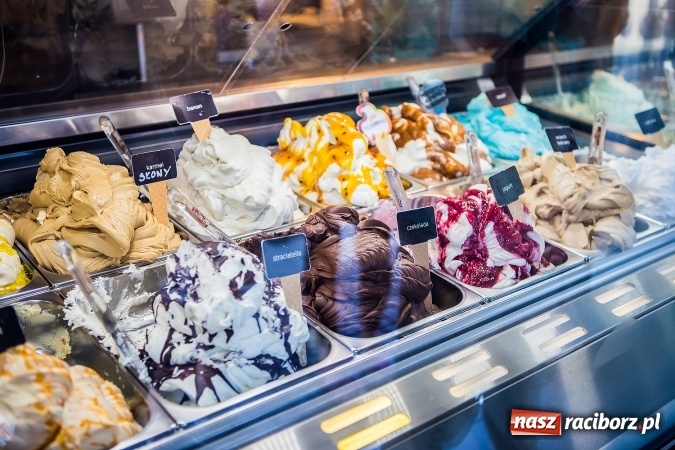 Zdjęcie w galerii na portalu naszraciborz.pl: Gelatopiu zaprasza na jubileuszowy weekend. Lodziarnia ma już dziesięć lat! wiadomości z regionu