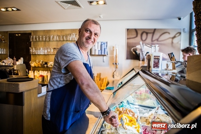 Zdjęcie w galerii na portalu naszraciborz.pl: Gelatopiu zaprasza na jubileuszowy weekend. Lodziarnia ma już dziesięć lat! wiadomości z regionu