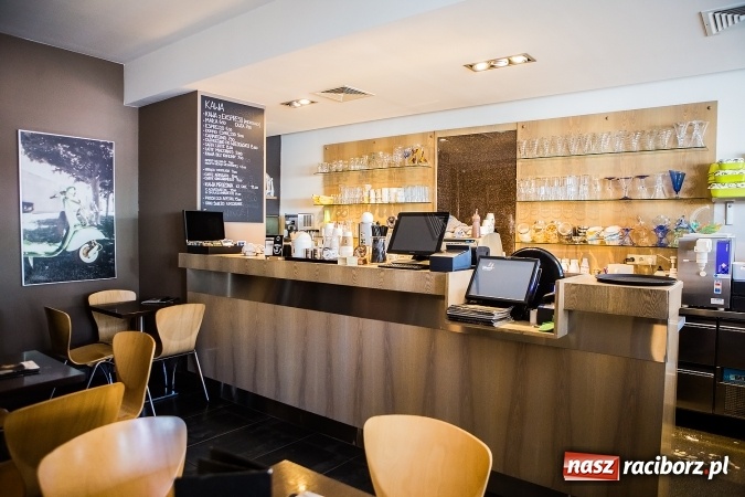 Zdjęcie w galerii na portalu naszraciborz.pl: Gelatopiu zaprasza na jubileuszowy weekend. Lodziarnia ma już dziesięć lat! wiadomości z regionu