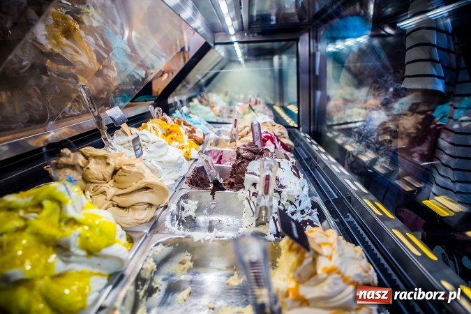 Zdjęcie w galerii na portalu naszraciborz.pl: Gelatopiu zaprasza na jubileuszowy weekend. Lodziarnia ma już dziesięć lat! wiadomości z regionu