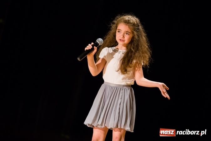 Zdjęcie w galerii na portalu naszraciborz.pl: Powiatowy Festiwal Twórczości Artystycznej - koncert galowy w RCK wiadomości z regionu