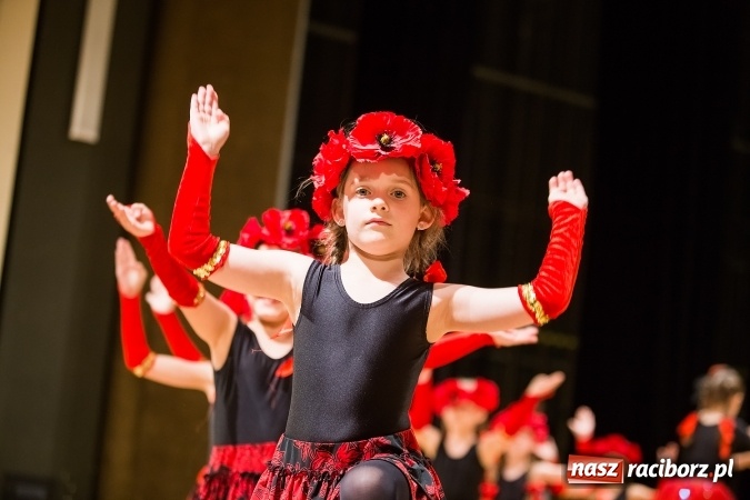 Zdjęcie w galerii na portalu naszraciborz.pl: Powiatowy Festiwal Twórczości Artystycznej - koncert galowy w RCK wiadomości z regionu