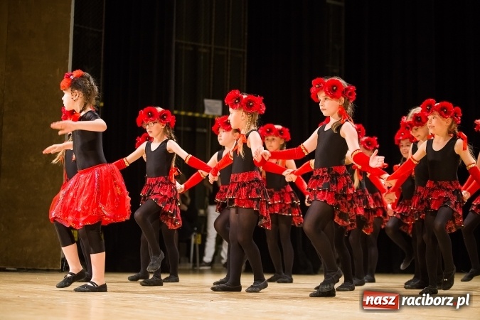 Zdjęcie w galerii na portalu naszraciborz.pl: Powiatowy Festiwal Twórczości Artystycznej - koncert galowy w RCK wiadomości z regionu