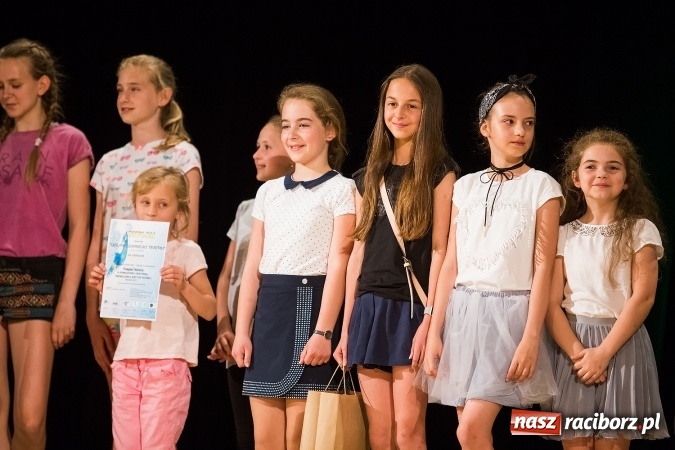 Zdjęcie w galerii na portalu naszraciborz.pl: Powiatowy Festiwal Twórczości Artystycznej - koncert galowy w RCK wiadomości z regionu