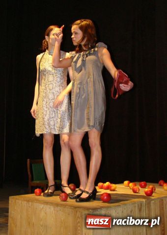 Zdjęcie w galerii na portalu naszraciborz.pl: W Kuźni kochali się w teatrze wiadomości z regionu