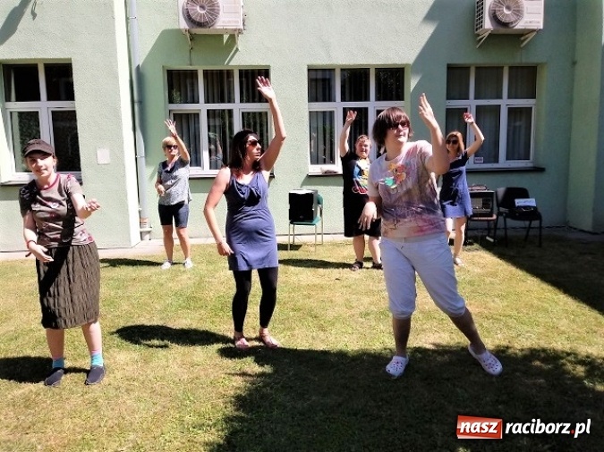 Zdjęcie w galerii na portalu naszraciborz.pl: Piknik rodzinny w Raciborskim Centrum Rehabilitacji Osób Niepełnosprawnych  wiadomości z regionu