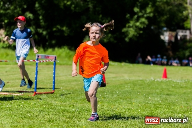 Zdjęcie w galerii na portalu naszraciborz.pl: Bieg z okazji Dnia Dziecka w Rudniku wiadomości z regionu