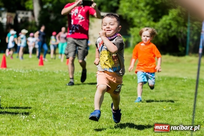 Zdjęcie w galerii na portalu naszraciborz.pl: Bieg z okazji Dnia Dziecka w Rudniku wiadomości z regionu