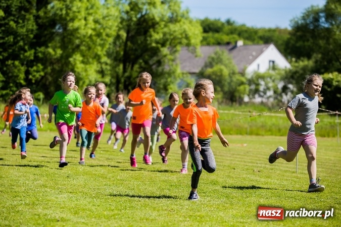 Zdjęcie w galerii na portalu naszraciborz.pl: Bieg z okazji Dnia Dziecka w Rudniku wiadomości z regionu