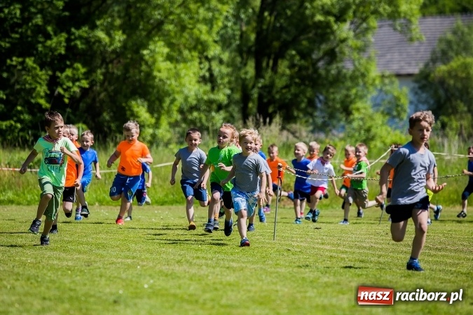 Zdjęcie w galerii na portalu naszraciborz.pl: Bieg z okazji Dnia Dziecka w Rudniku wiadomości z regionu