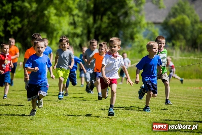 Zdjęcie w galerii na portalu naszraciborz.pl: Bieg z okazji Dnia Dziecka w Rudniku wiadomości z regionu