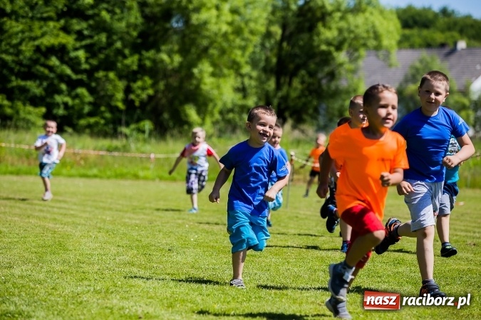 Zdjęcie w galerii na portalu naszraciborz.pl: Bieg z okazji Dnia Dziecka w Rudniku wiadomości z regionu