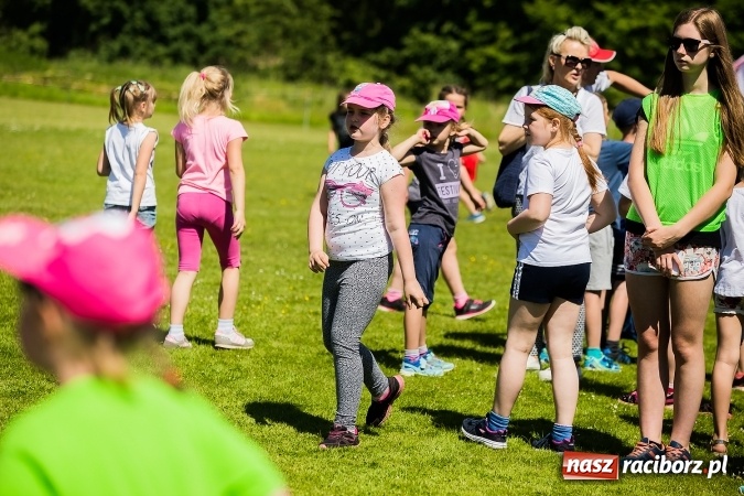 Zdjęcie w galerii na portalu naszraciborz.pl: Bieg z okazji Dnia Dziecka w Rudniku wiadomości z regionu