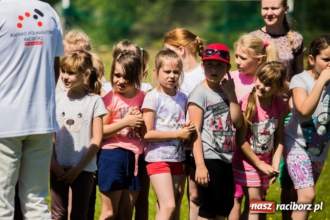Zdjęcie w galerii na portalu naszraciborz.pl: Bieg z okazji Dnia Dziecka w Rudniku wiadomości z regionu