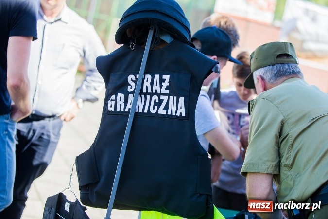 Zdjęcie w galerii na portalu naszraciborz.pl: Moc atrakcji na festynie rodzinnym w Szkole Podstawowej nr 15 wiadomości z regionu