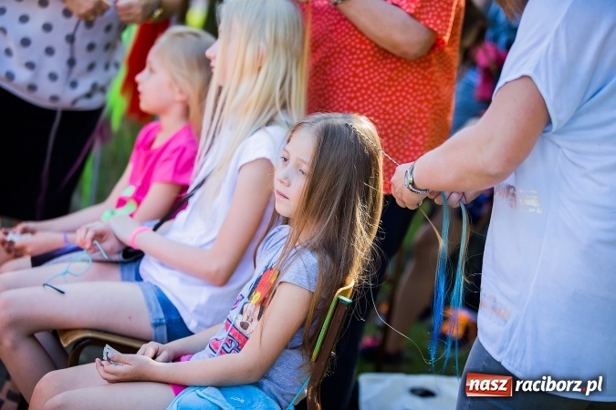 Zdjęcie w galerii na portalu naszraciborz.pl: Moc atrakcji na festynie rodzinnym w Szkole Podstawowej nr 15 wiadomości z regionu