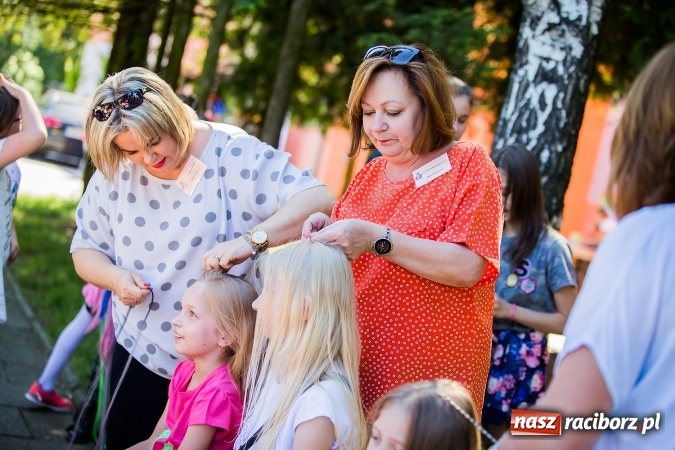 Zdjęcie w galerii na portalu naszraciborz.pl: Moc atrakcji na festynie rodzinnym w Szkole Podstawowej nr 15 wiadomości z regionu