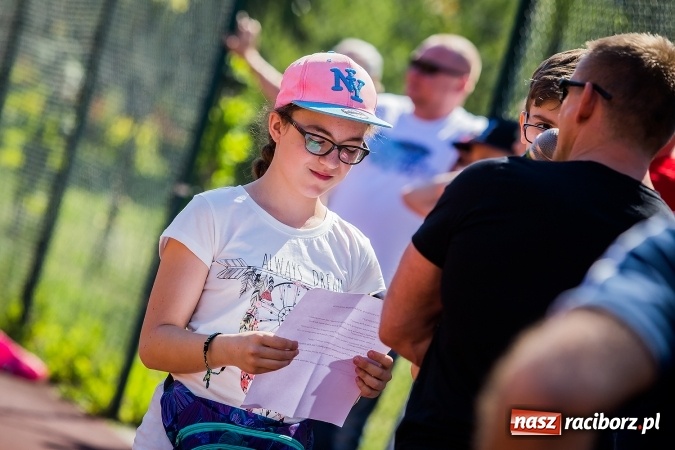 Zdjęcie w galerii na portalu naszraciborz.pl: Moc atrakcji na festynie rodzinnym w Szkole Podstawowej nr 15 wiadomości z regionu