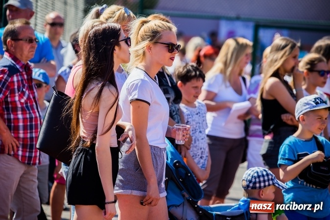 Zdjęcie w galerii na portalu naszraciborz.pl: Moc atrakcji na festynie rodzinnym w Szkole Podstawowej nr 15 wiadomości z regionu