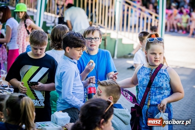 Zdjęcie w galerii na portalu naszraciborz.pl: Festyn rodzinny z okazji Dnia Dziecka w SP 13 wiadomości z regionu