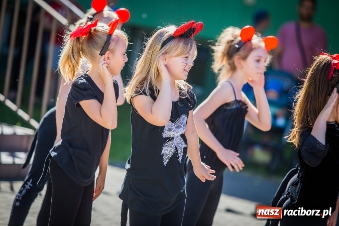 Zdjęcie w galerii na portalu naszraciborz.pl: Festyn rodzinny z okazji Dnia Dziecka w SP 13 wiadomości z regionu