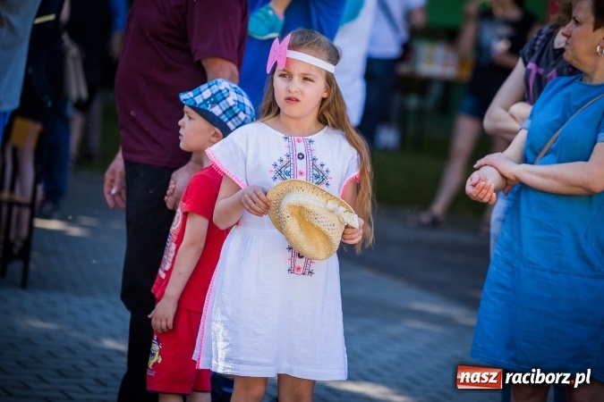 Zdjęcie w galerii na portalu naszraciborz.pl: Festyn rodzinny z okazji Dnia Dziecka w SP 13 wiadomości z regionu