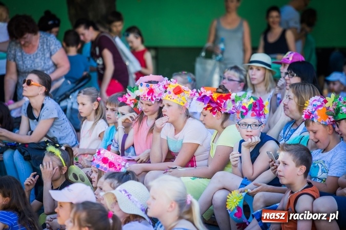 Zdjęcie w galerii na portalu naszraciborz.pl: Festyn rodzinny z okazji Dnia Dziecka w SP 13 wiadomości z regionu