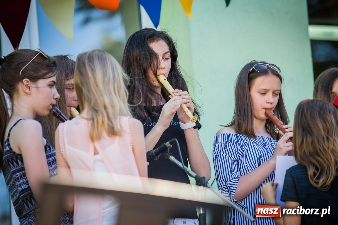 Zdjęcie w galerii na portalu naszraciborz.pl: Festyn rodzinny z okazji Dnia Dziecka w SP 13 wiadomości z regionu