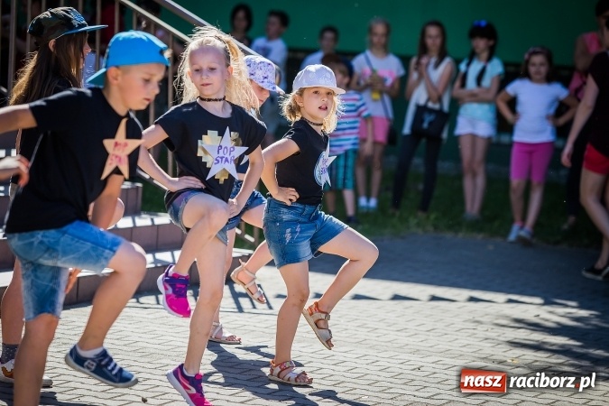 Zdjęcie w galerii na portalu naszraciborz.pl: Festyn rodzinny z okazji Dnia Dziecka w SP 13 wiadomości z regionu