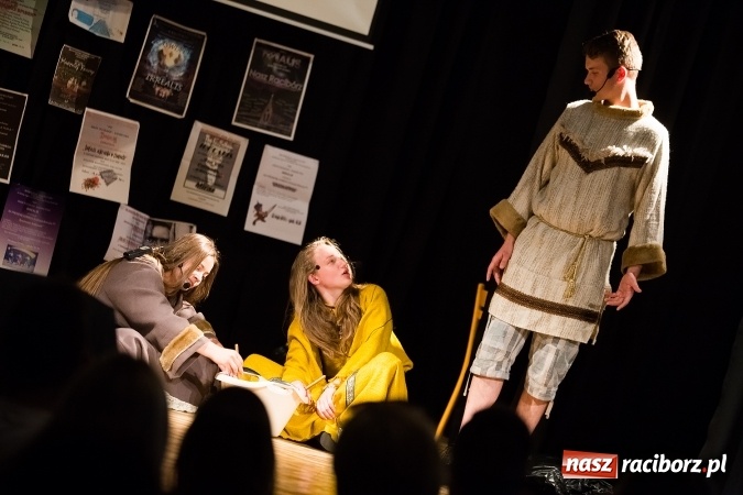 Zdjęcie w galerii na portalu naszraciborz.pl: Ostatni występ Irrealis w Młodzieżowym Domu Kultury wiadomości z regionu