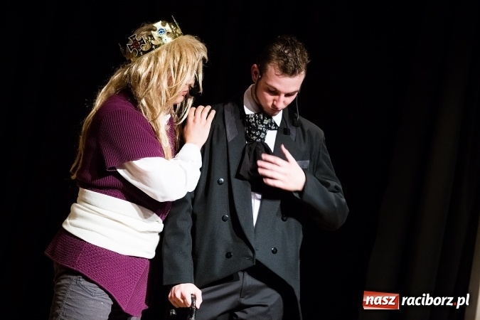 Zdjęcie w galerii na portalu naszraciborz.pl: Ostatni występ Irrealis w Młodzieżowym Domu Kultury wiadomości z regionu