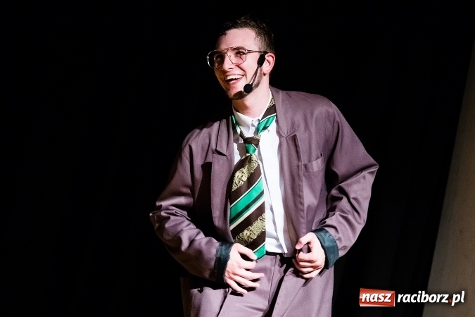 Zdjęcie w galerii na portalu naszraciborz.pl: Ostatni występ Irrealis w Młodzieżowym Domu Kultury wiadomości z regionu