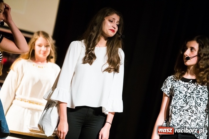 Zdjęcie w galerii na portalu naszraciborz.pl: Ostatni występ Irrealis w Młodzieżowym Domu Kultury wiadomości z regionu