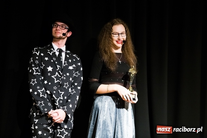 Zdjęcie w galerii na portalu naszraciborz.pl: Ostatni występ Irrealis w Młodzieżowym Domu Kultury wiadomości z regionu