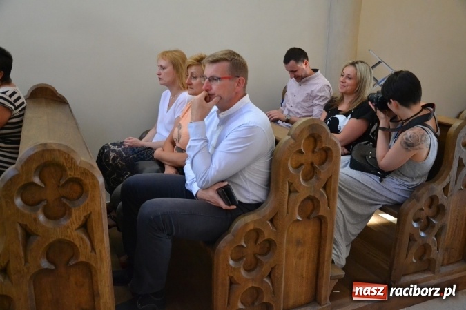 Zdjęcie w galerii na portalu naszraciborz.pl: Chór Bel Canto zaśpiewał w kaplicy zamkowej  wiadomości z regionu