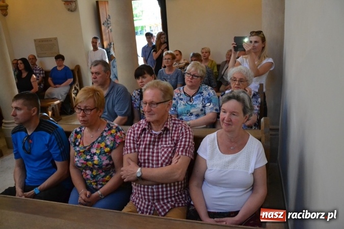 Zdjęcie w galerii na portalu naszraciborz.pl: Chór Bel Canto zaśpiewał w kaplicy zamkowej  wiadomości z regionu