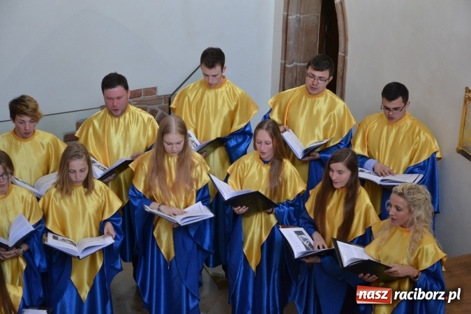 Zdjęcie w galerii na portalu naszraciborz.pl: Chór Bel Canto zaśpiewał w kaplicy zamkowej  wiadomości z regionu