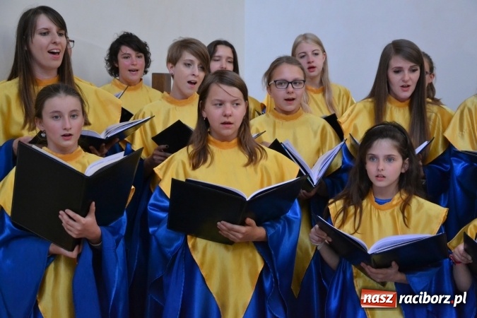 Zdjęcie w galerii na portalu naszraciborz.pl: Chór Bel Canto zaśpiewał w kaplicy zamkowej  wiadomości z regionu