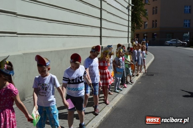 Zdjęcie w galerii na portalu naszraciborz.pl: Szkoła Podstawowa nr 4 i Gimnazjum nr 1 razem na rzecz czytelnictwa  wiadomości z regionu